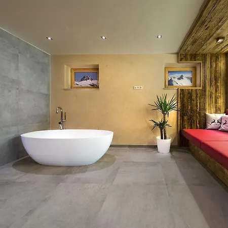 Tauern Juwel Apartmán *